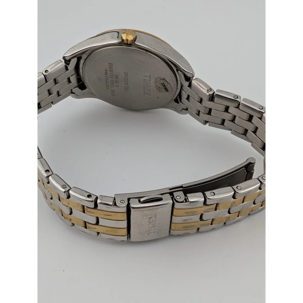 Timex Women 32mm Watch Two Tone Crystal Bezel T2P389 New Battery‎ 7.5